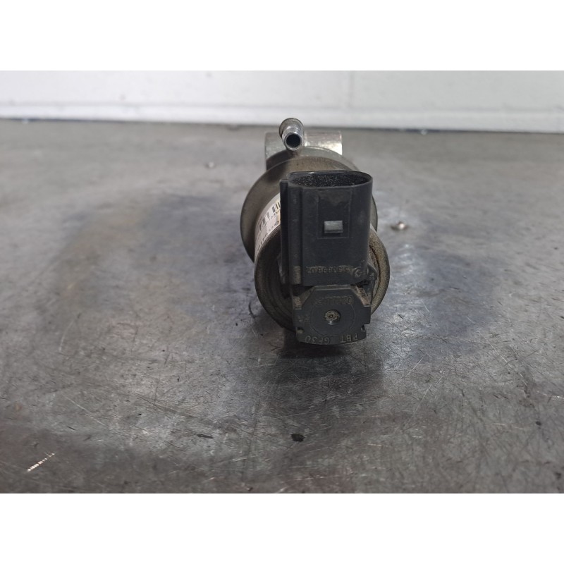 Recambio de valvula egr para audi a3 (8l) 1.6 attraction | 04.00 - 12.03 1.6 attraction | 04.00 - 12.03 referencia OEM IAM 06A13