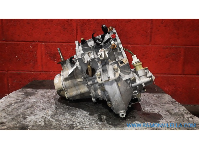 Recambio de caja cambios para citroen zx 1.9td sx referencia OEM IAM 20CH61  