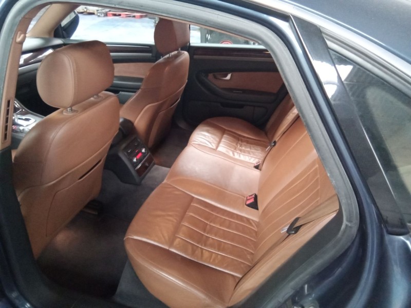 audi a8 (4e2) del año 2004