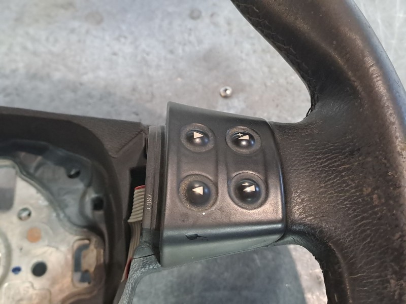 Recambio de volante para seat leon 2.0 tdi 140 style referencia OEM IAM   