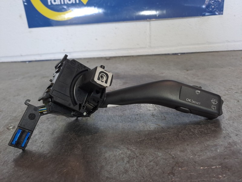 Recambio de mando limpia para seat leon 2.0 tdi 140 style referencia OEM IAM 1K0953519A  