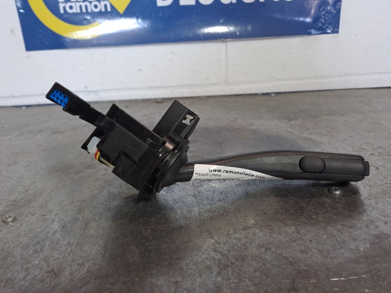 Recambio de mando limpia para seat leon 2.0 tdi 140 style referencia OEM IAM 1K0953519A  