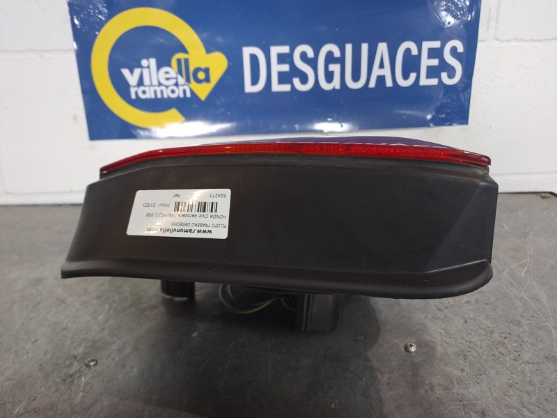 Recambio de piloto trasero derecho para honda civic aerodeck (mb/mc) 1.5 ls (mb9) referencia OEM IAM    Recambio de piloto trasero derecho para honda civic aerodeck (mb/mc) 1.5 ls (mb9) referencia OEM IAM