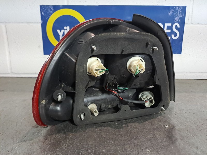 Recambio de piloto trasero derecho para hyundai accent (x3) referencia OEM IAM    Recambio de piloto trasero derecho para hyundai accent (x3) referencia OEM IAM