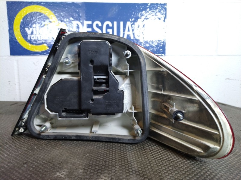 Recambio de piloto trasero izquierdo para mercedes clase clk (w208) coupe 2.3 compresor cat referencia OEM IAM   