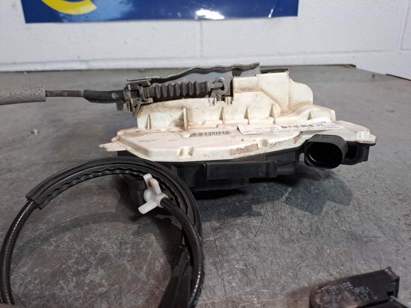 Recambio de cerradura puerta delantera derecha para skoda fabia (5j2 )  | 0.07 - ...  | 0.07 - ... referencia OEM IAM 5N1837016C Recambio de cerradura puerta delantera derecha para skoda fabia (5j2 )  | 0.07 - ...  | 0.07 - ... referencia OEM IAM 5N1837016C