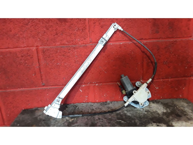 Recambio de elevalu. delan. derecho para renault megane i berlina hatchback (ba0) 1.9 dt alize | 01.96 - 12.97 1.9 dt alize | 01