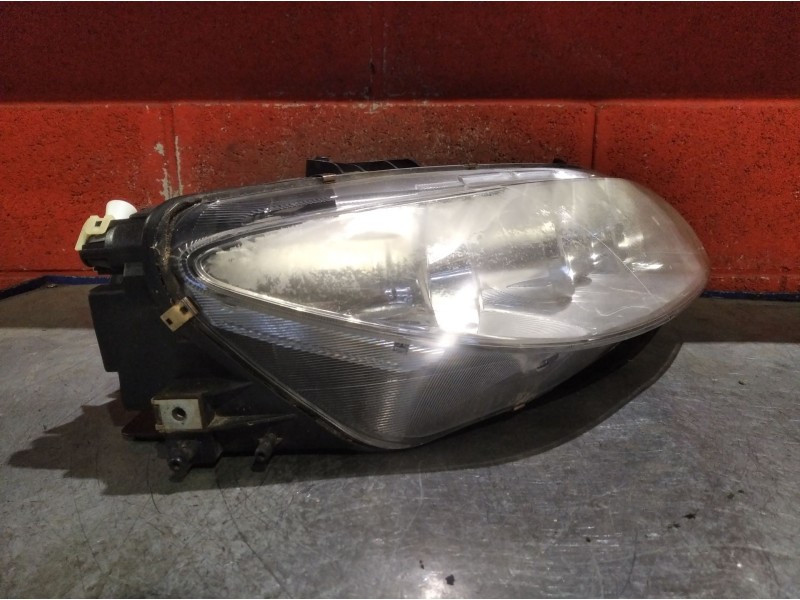 Recambio de faro derecho para mazda 6 berlina (gg) 2.0 diesel cat | 0.02 - ... 2.0 diesel cat | 0.02 - ... referencia OEM IAM   