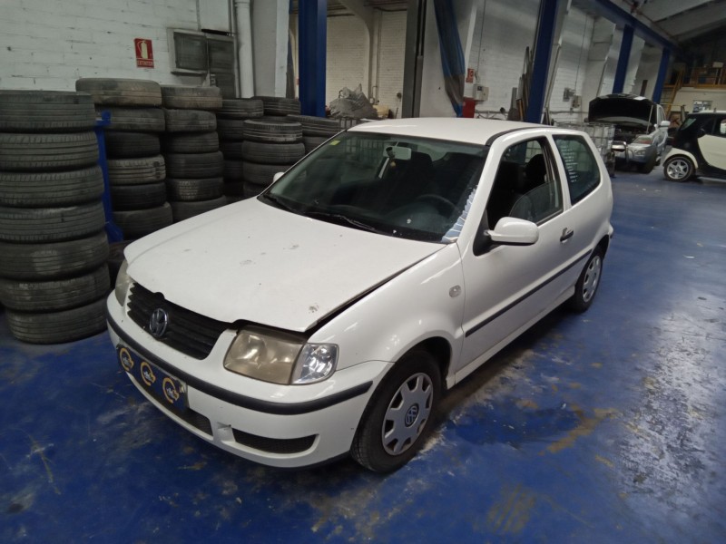 volkswagen polo berlina (6n2) conceptline | 10.99 - 12.02 del año 2001 volkswagen polo berlina (6n2) conceptline | 10.99 - 12.02 del año 2001