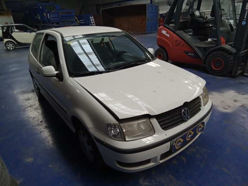 volkswagen polo berlina (6n2) conceptline | 10.99 - 12.02 del año 2001 volkswagen polo berlina (6n2) conceptline | 10.99 - 12.02 del año 2001