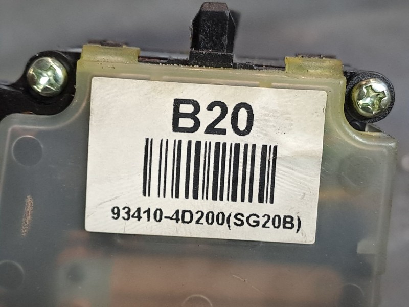 Recambio de mando intermitentes para kia carnival  | 0.07 - ...  | 0.07 - ... referencia OEM IAM 934104D200   Recambio de mando intermitentes para kia carnival  | 0.07 - ...  | 0.07 - ... referencia OEM IAM 934104D200