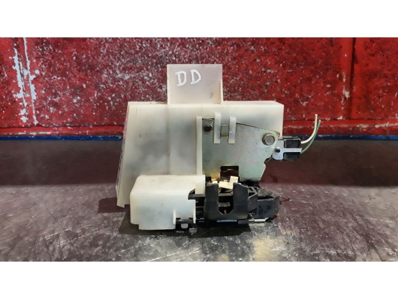 Recambio de cerra. puer. delantero derecha para renault megane i berlina hatchback (ba0) 1.9 dt alize | 01.96 - 12.97 1.9 dt ali