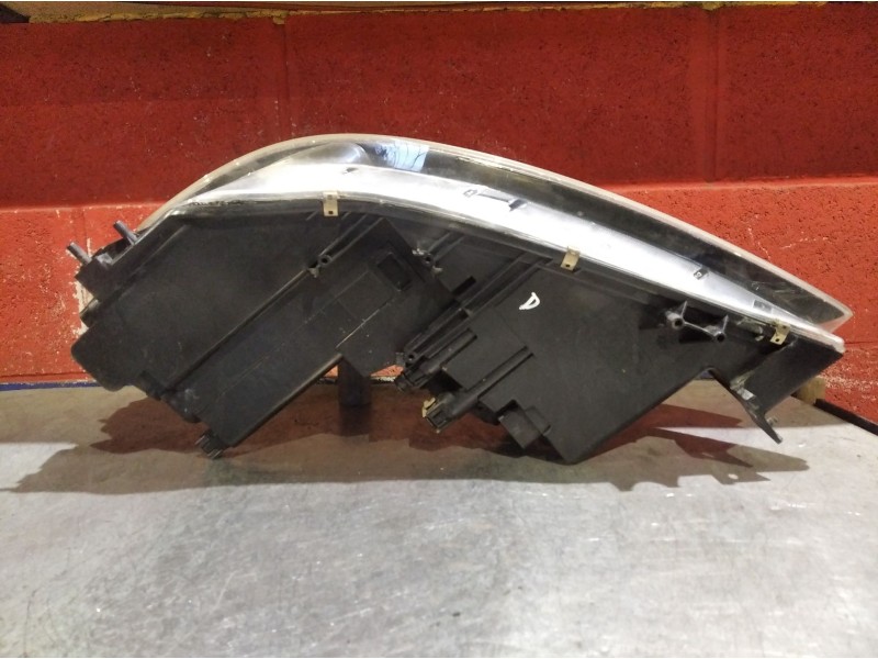 Recambio de faro derecho para mazda 6 berlina (gg) 2.0 diesel cat | 0.02 - ... 2.0 diesel cat | 0.02 - ... referencia OEM IAM   