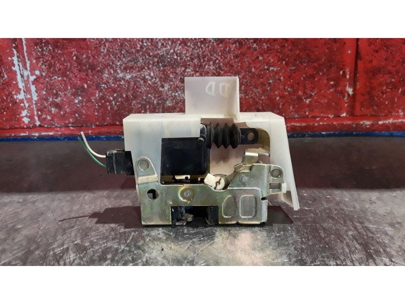 Recambio de cerra. puer. delantero derecha para renault megane i berlina hatchback (ba0) 1.9 dt alize | 01.96 - 12.97 1.9 dt ali