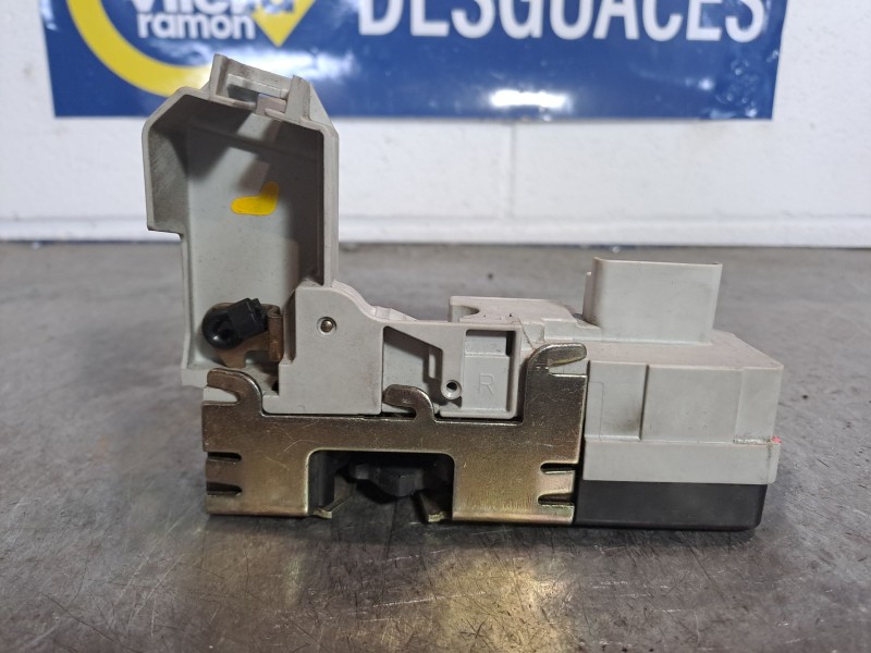 Recambio de cerradura puerta delantera derecha para peugeot 307 (s1) 2.0 hdi fap cat referencia OEM IAM   