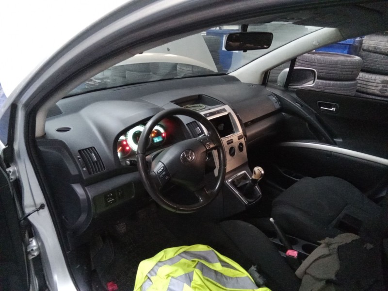 toyota corolla verso (r1)  | 0.04 - 0.09 del año 2023 toyota corolla verso (r1)  | 0.04 - 0.09 del año 2023