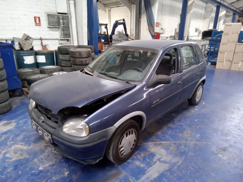 opel corsa b del año 1996
