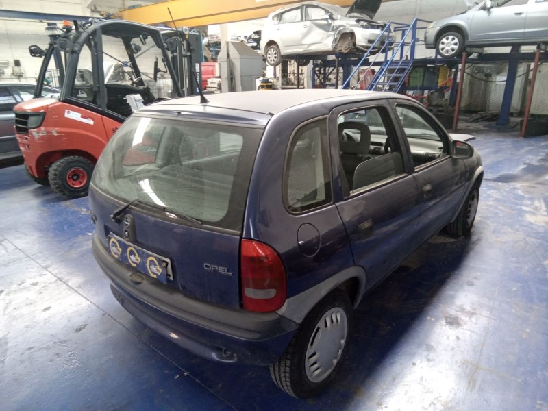 opel corsa b del año 1996
