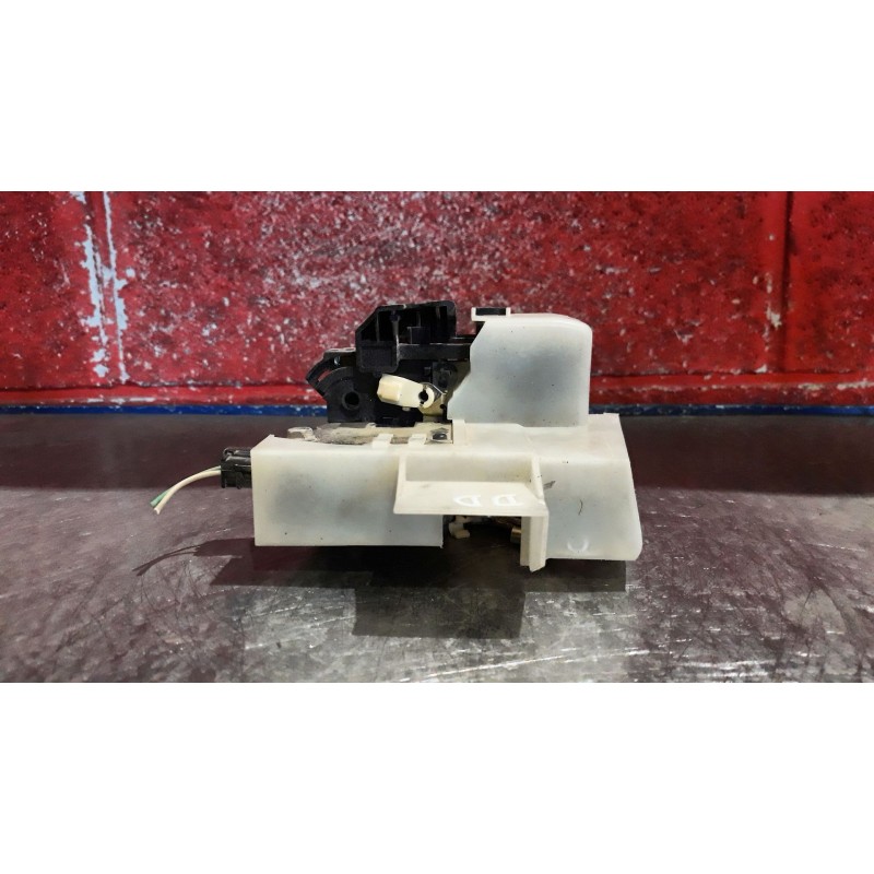 Recambio de cerra. puer. delantero derecha para renault megane i berlina hatchback (ba0) 1.9 dt alize | 01.96 - 12.97 1.9 dt ali