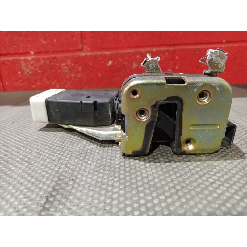 Recambio de cerradura puerta delantera izquierda para volvo v40 familiar 1.9 diesel | 0.95 - 0.05 1.9 diesel | 0.95 - 0.05 refer