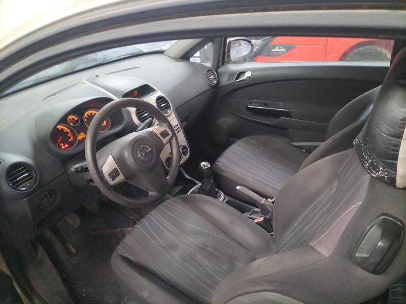 opel corsa d cosmo | 07.06 - 12.10 del año 2006 opel corsa d cosmo | 07.06 - 12.10 del año 2006