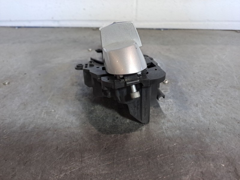 Recambio de maneta exterior trasera izquierda para bmw serie 1 berlina (e81/e87) 118d referencia OEM IAM    Recambio de maneta exterior trasera izquierda para bmw serie 1 berlina (e81/e87) 118d referencia OEM IAM