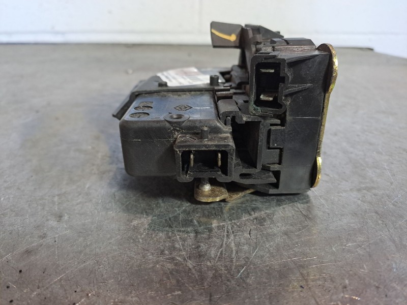 Recambio de cerradura puerta trasera izquierda para renault laguna (b56) 1.9 dci diesel cat referencia OEM IAM   