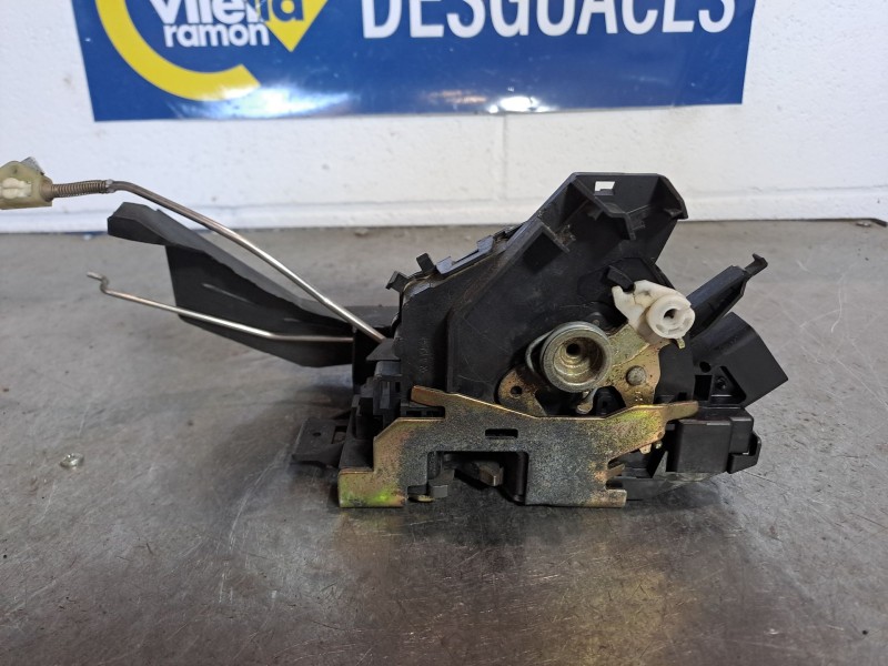 Recambio de cerradura puerta delantera izquierda para ford focus 1.6 trend referencia OEM IAM   