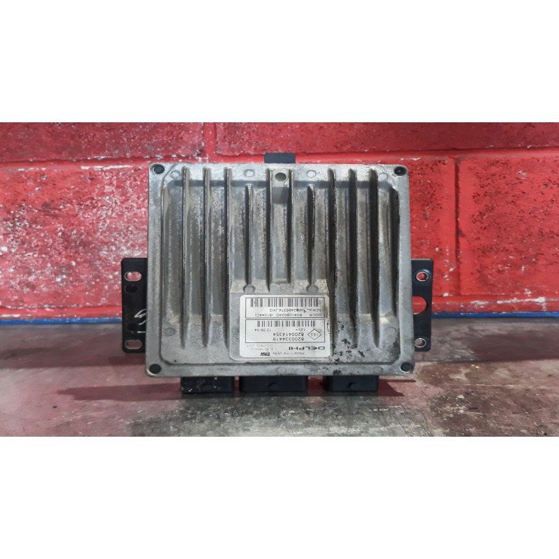 Recambio de centralita motor uce para renault megane ii berlina 3p authentique | 0.02 - ... authentique | 0.02 - ... referencia 