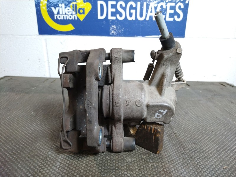 Recambio de pinza freno trasera derecha para opel vectra c berlina 1.9 cdti referencia OEM IAM   
