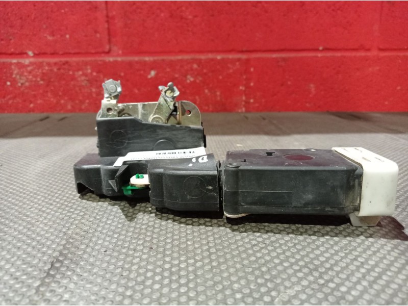 Recambio de cerradura puerta delantera izquierda para volvo v40 familiar 1.9 diesel | 0.95 - 0.05 1.9 diesel | 0.95 - 0.05 refer