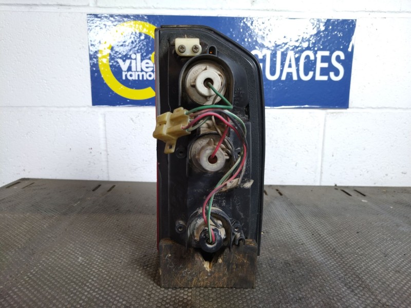 Recambio de piloto trasero izquierdo para suzuki vitara cabrio (et, ta) 1.6 i 16v referencia OEM IAM    Recambio de piloto trasero izquierdo para suzuki vitara cabrio (et, ta) 1.6 i 16v referencia OEM IAM