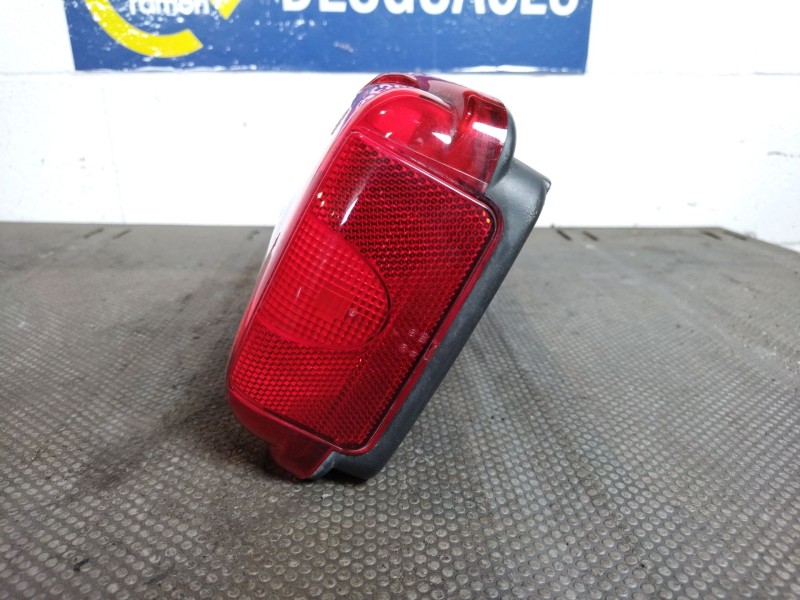 Recambio de piloto trasero derecho para mercedes sprinter 313 cdi largo 3.5t referencia OEM IAM    Recambio de piloto trasero derecho para mercedes sprinter 313 cdi largo 3.5t referencia OEM IAM