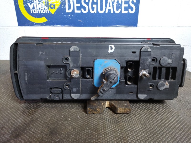 Recambio de piloto trasero derecho para mercedes sprinter 313 cdi largo 3.5t referencia OEM IAM    Recambio de piloto trasero derecho para mercedes sprinter 313 cdi largo 3.5t referencia OEM IAM