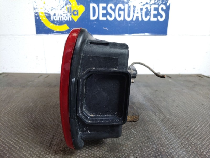 Recambio de piloto trasero izquierdo para mercedes sprinter 313 cdi largo 3.5t referencia OEM IAM    Recambio de piloto trasero izquierdo para mercedes sprinter 313 cdi largo 3.5t referencia OEM IAM