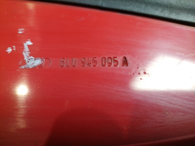 Recambio de piloto trasero izquierdo para audi a3 (8l) 1.8 ambiente referencia OEM IAM    Recambio de piloto trasero izquierdo para audi a3 (8l) 1.8 ambiente referencia OEM IAM