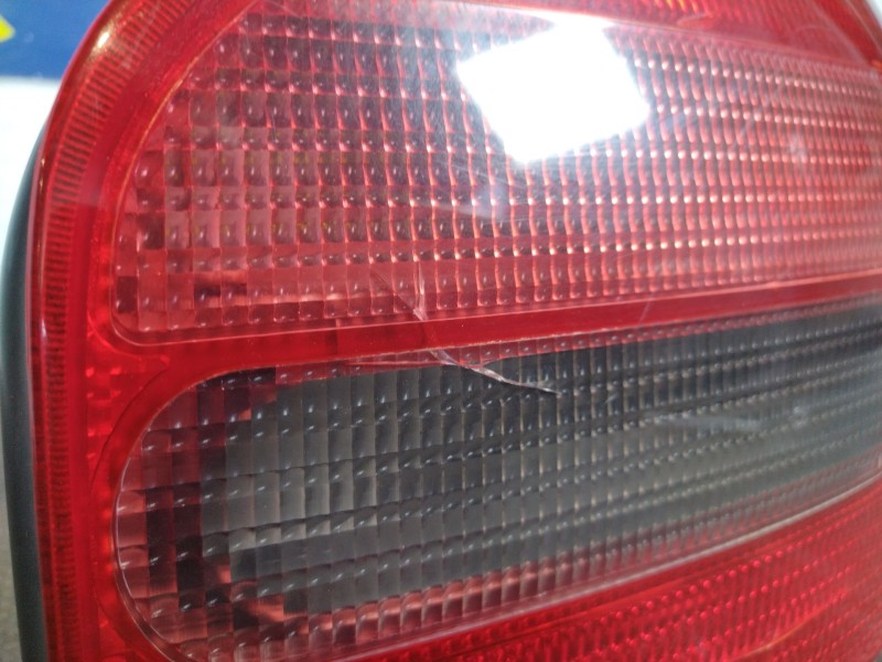 Recambio de piloto trasero derecho para audi a3 (8l) 1.8 ambiente referencia OEM IAM    Recambio de piloto trasero derecho para audi a3 (8l) 1.8 ambiente referencia OEM IAM