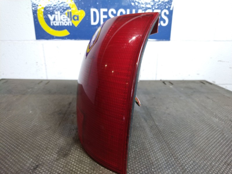 Recambio de piloto trasero derecho para audi a3 (8l) 1.8 ambiente referencia OEM IAM    Recambio de piloto trasero derecho para audi a3 (8l) 1.8 ambiente referencia OEM IAM