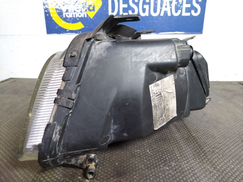 Recambio de faro derecho para audi a4 avant (b5) referencia OEM IAM 8D0941004A 67723141  Recambio de faro derecho para audi a4 avant (b5) referencia OEM IAM 8D0941004A 67723141