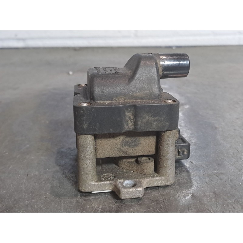 Recambio de bobina encendido para seat ibiza (6k) 1.4 | 0.93 - ... 1.4 | 0.93 - ... referencia OEM IAM   