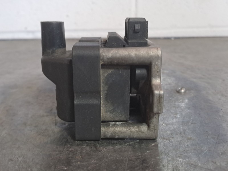 Recambio de bobina encendido para volkswagen golf iii berlina (1h1) 1.6 | 0.91 - ... 1.6 | 0.91 - ... referencia OEM IAM   