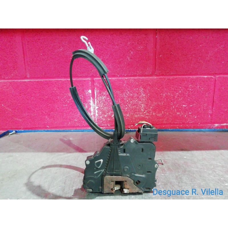 Recambio de cerra. puer. delantero derecha para opel corsa d enjoy | 07.06 - 12.08 enjoy | 07.06 - 12.08 referencia OEM IAM   