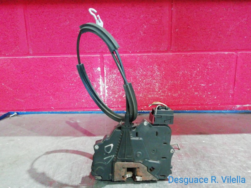 Recambio de cerra. puer. delantero derecha para opel corsa d enjoy | 07.06 - 12.08 enjoy | 07.06 - 12.08 referencia OEM IAM   