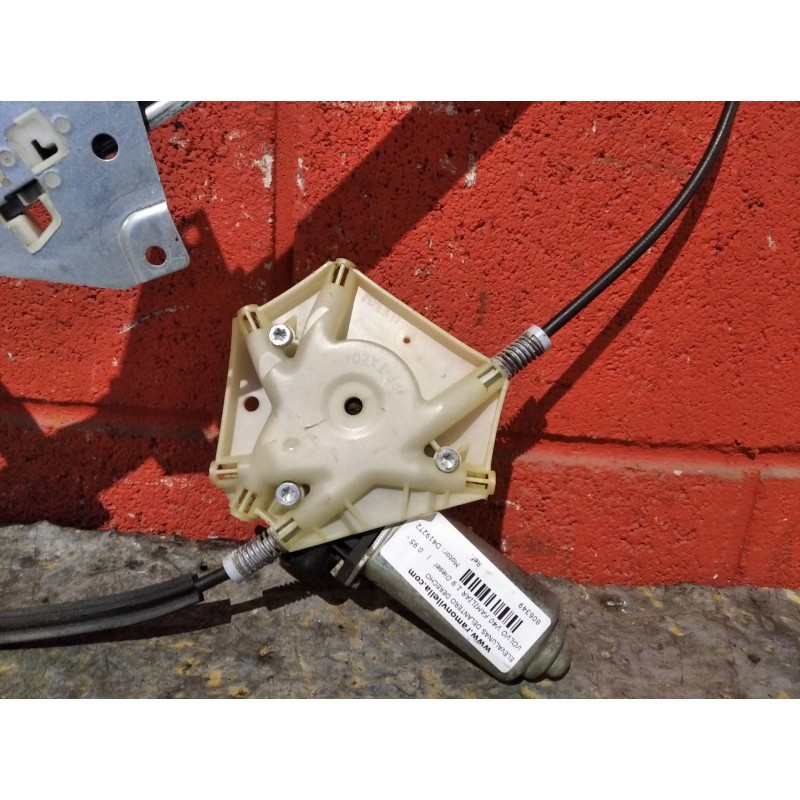 Recambio de elevalunas delantero derecho para volvo v40 familiar 1.9 diesel | 0.95 - 0.05 1.9 diesel | 0.95 - 0.05 referencia OE