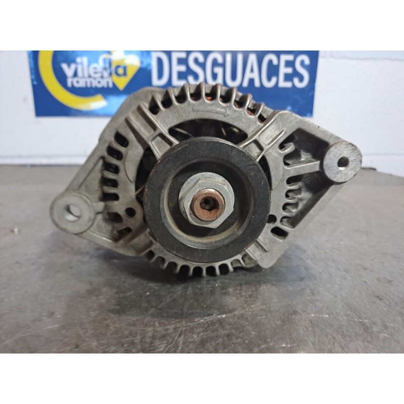 Recambio de alternador para nissan primera referencia OEM IAM EEA221234  