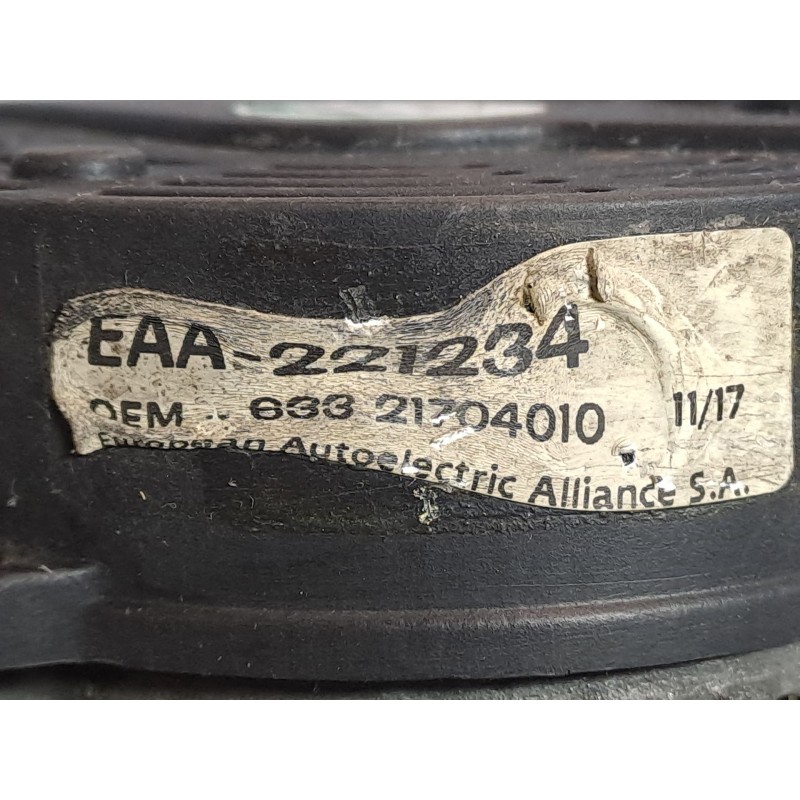 Recambio de alternador para nissan primera referencia OEM IAM EEA221234  