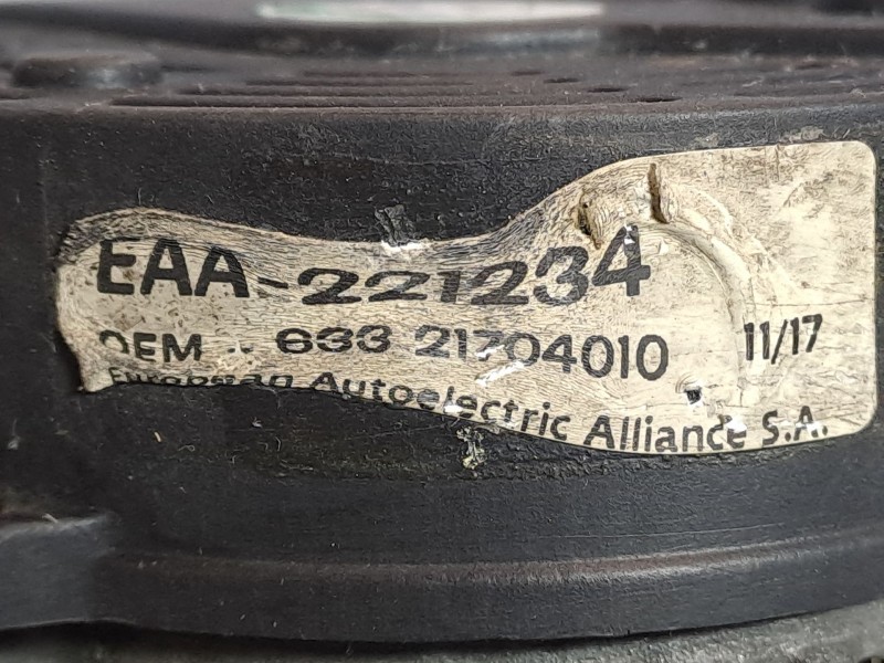 Recambio de alternador para nissan primera referencia OEM IAM EEA221234  