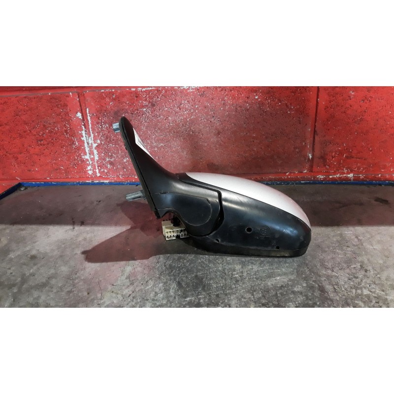 Recambio de retrovisor izquierdo para peugeot 406 berlina (s1/s2) 1.8 16v cat | 0.95 - ... 1.8 16v cat | 0.95 - ... referencia O