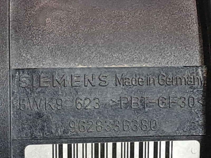 Recambio de caudalimetro para citroen berlingo referencia OEM IAM 5WK9623 9628336380 