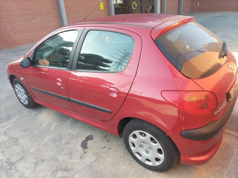peugeot 206 berlina del año 2005 peugeot 206 berlina del año 2005